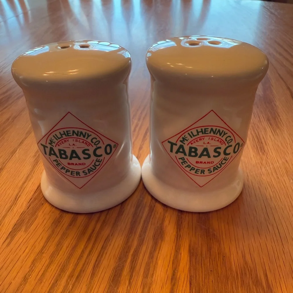 Vintage Mc. Ilhenny Co. Tabasco Pepper Sauce Salt and Pepper Shakers